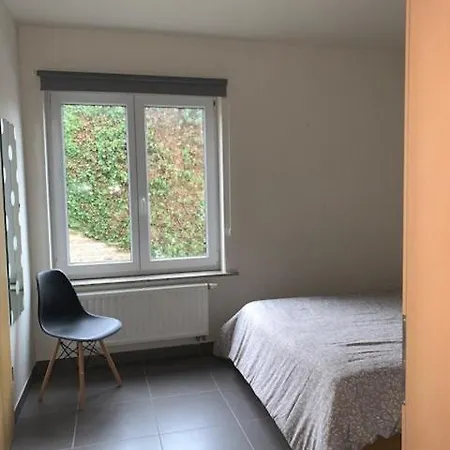 Stijlvol In Hartje Vlak Bij Het En De Winkelstraat - 6p Ostend