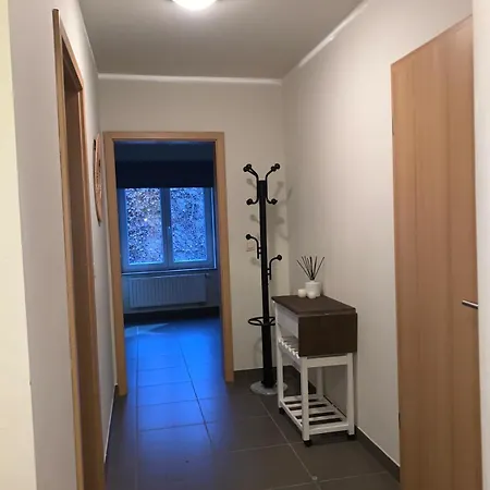 Stijlvol In Hartje Vlak Bij Het En De Winkelstraat - 6p Остенде
