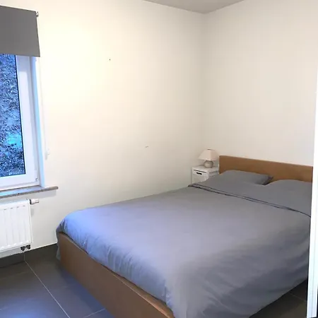 アパート Stijlvol In Hartje Vlak Bij Het En De Winkelstraat - 6p