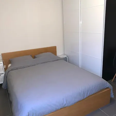 Stijlvol In Hartje Vlak Bij Het En De Winkelstraat - 6p * Ostende