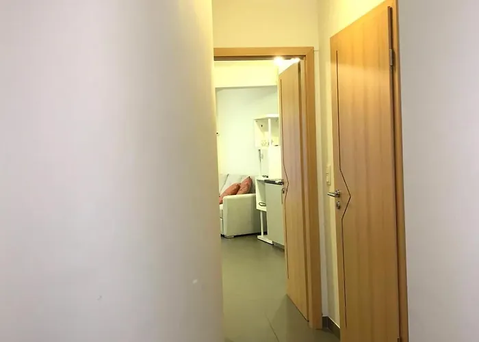 Stijlvol In Hartje Vlak Bij Het En De Winkelstraat - 6p Ostende