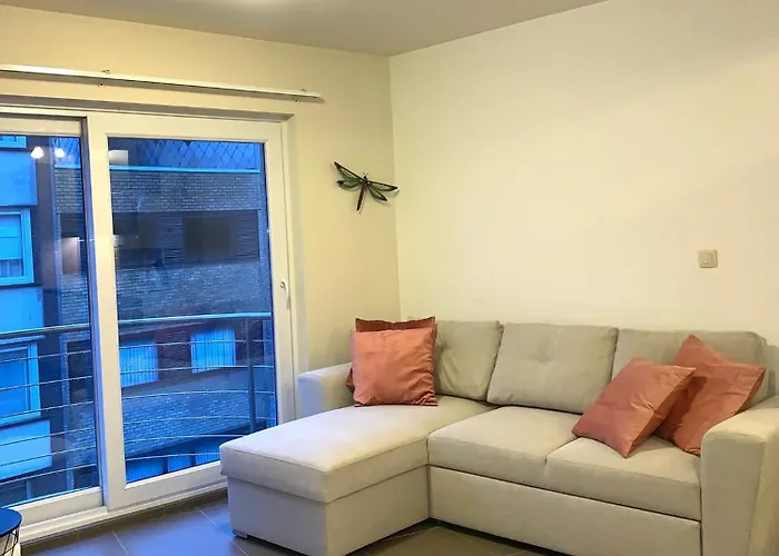 Apartment Stijlvol In Hartje Vlak Bij Het En De Winkelstraat - 6p *